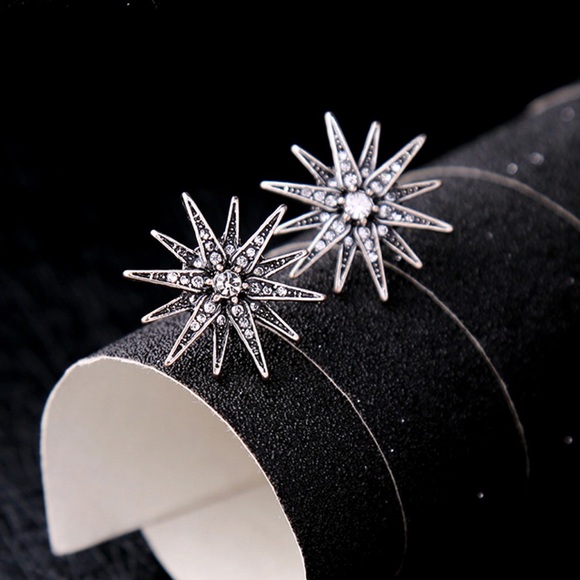 Jewelry - Antiqued Silver & CZ Star Stud Earrings